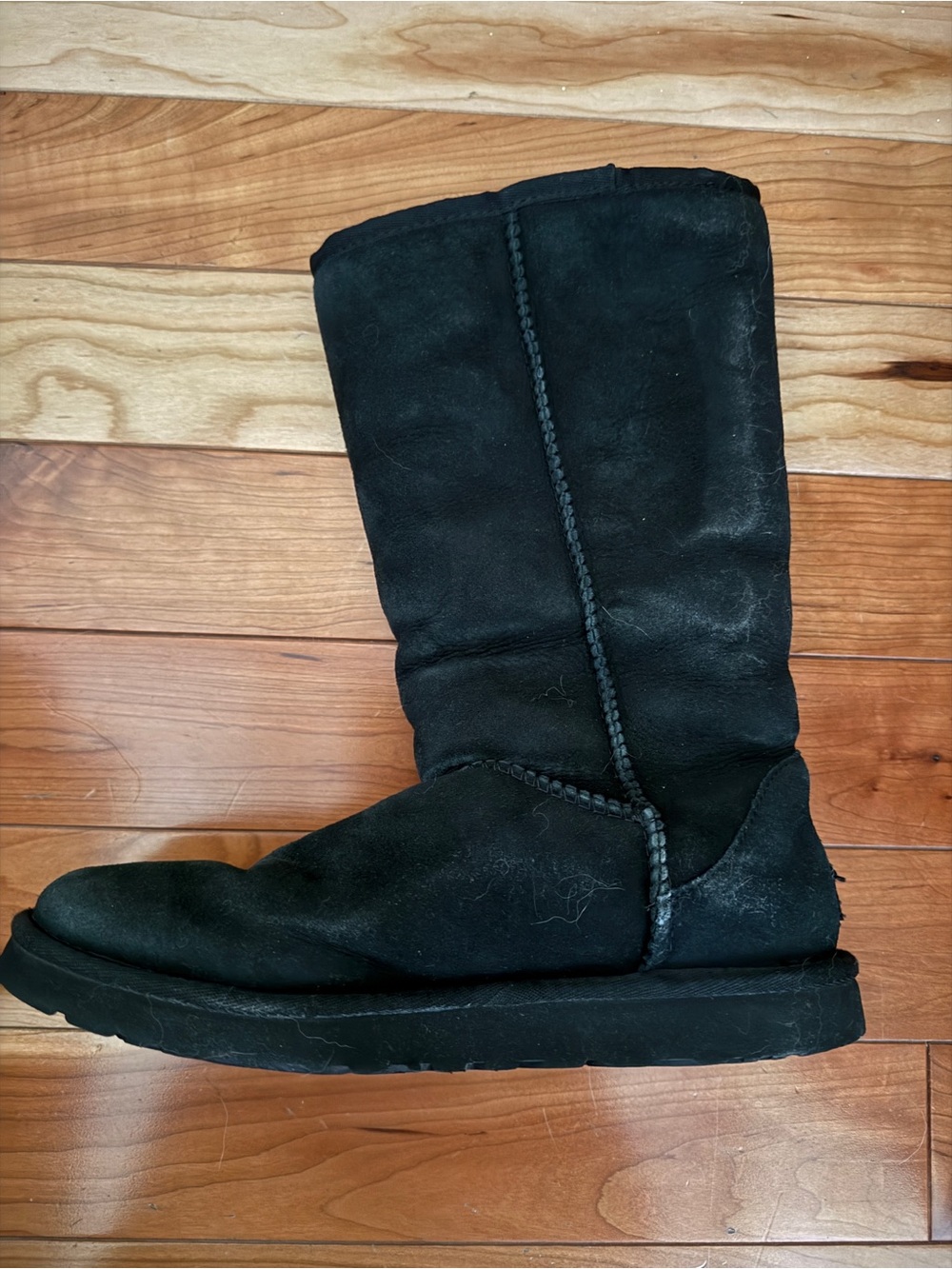 UGG Classic Tall Suede Boots, women’s size 8, black - Picture 5 of 8